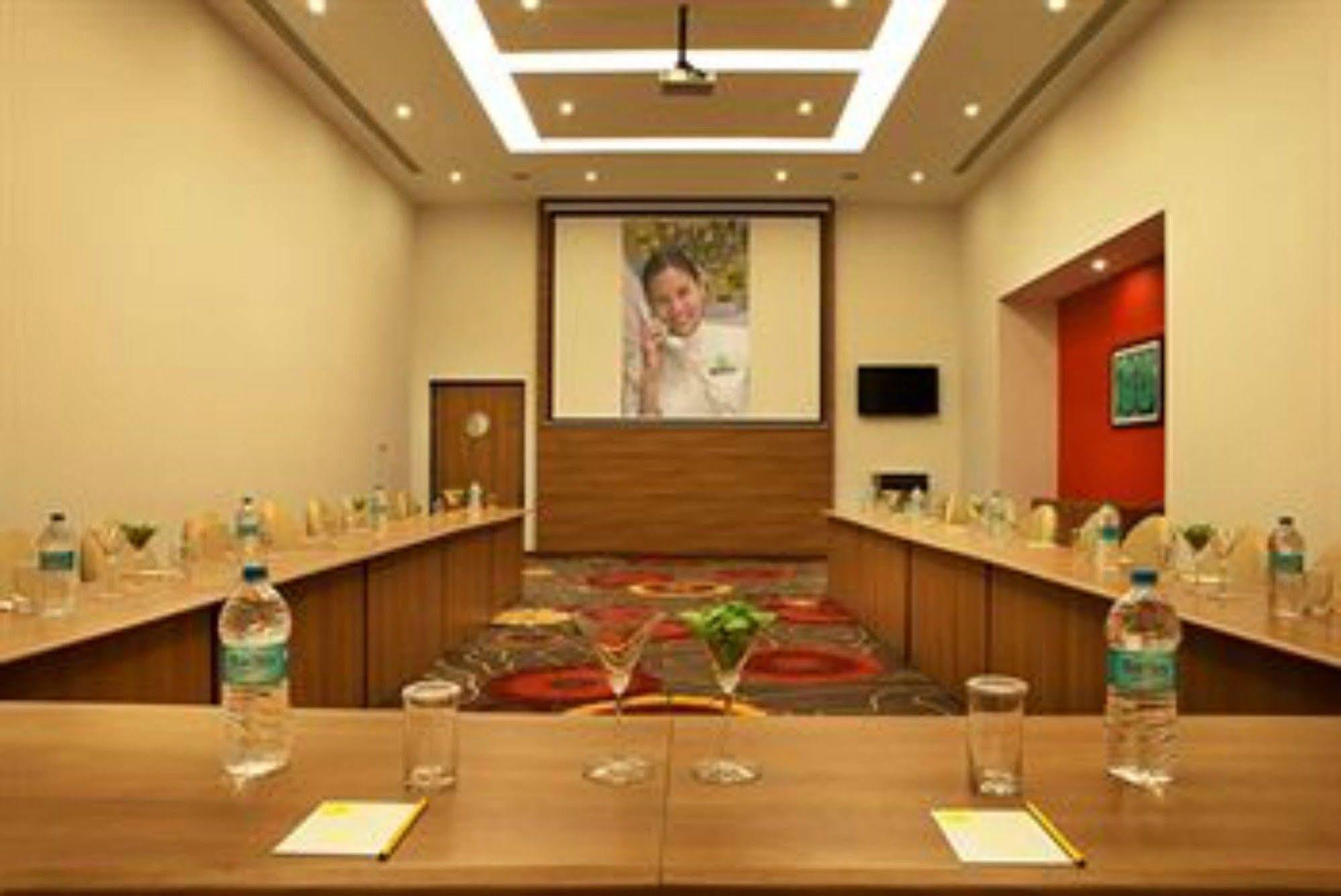 Lemon Tree Premier Hitec City Χιντεραμπάντ Εξωτερικό φωτογραφία